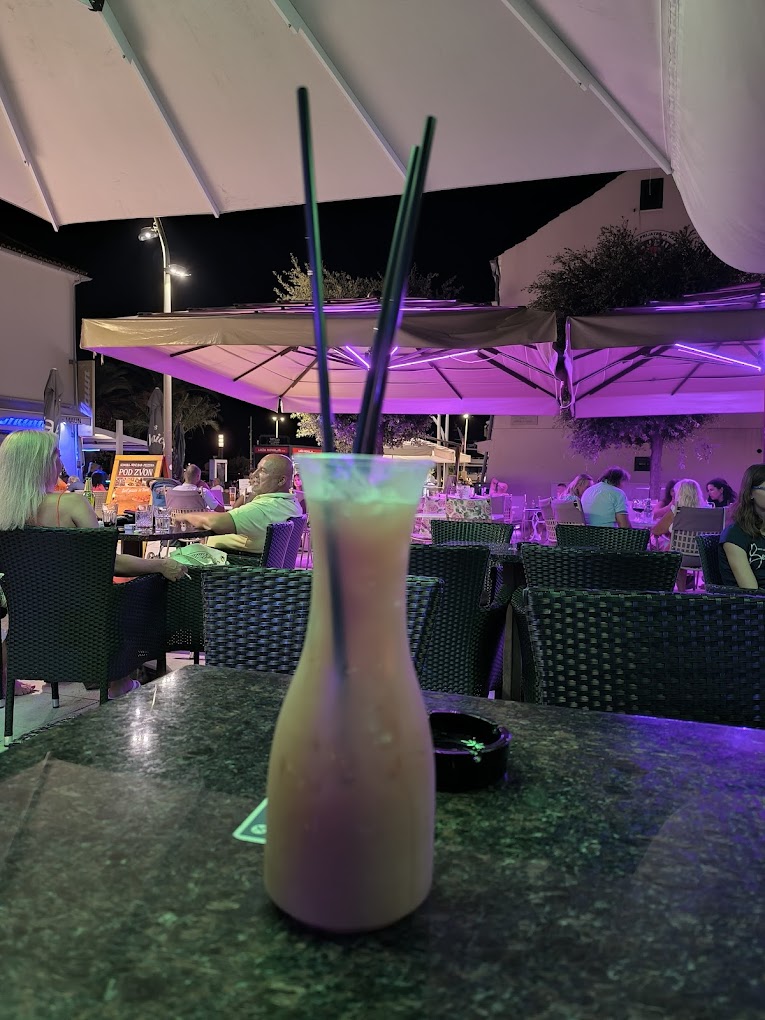Cocktail & Food bar Plac